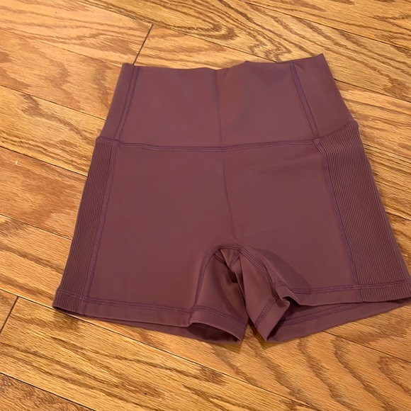 aerie Pants - Offline by Aerie short biker shorts